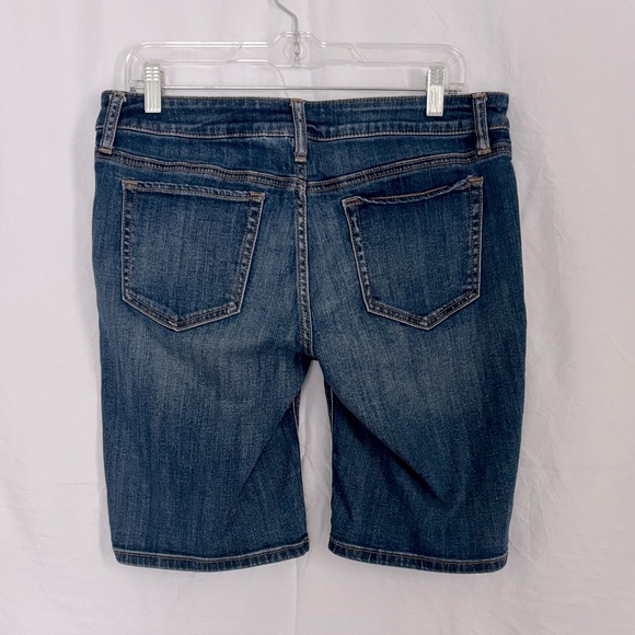 JCPenney Women's Blue Jean Shorts - Picture 5 of 6